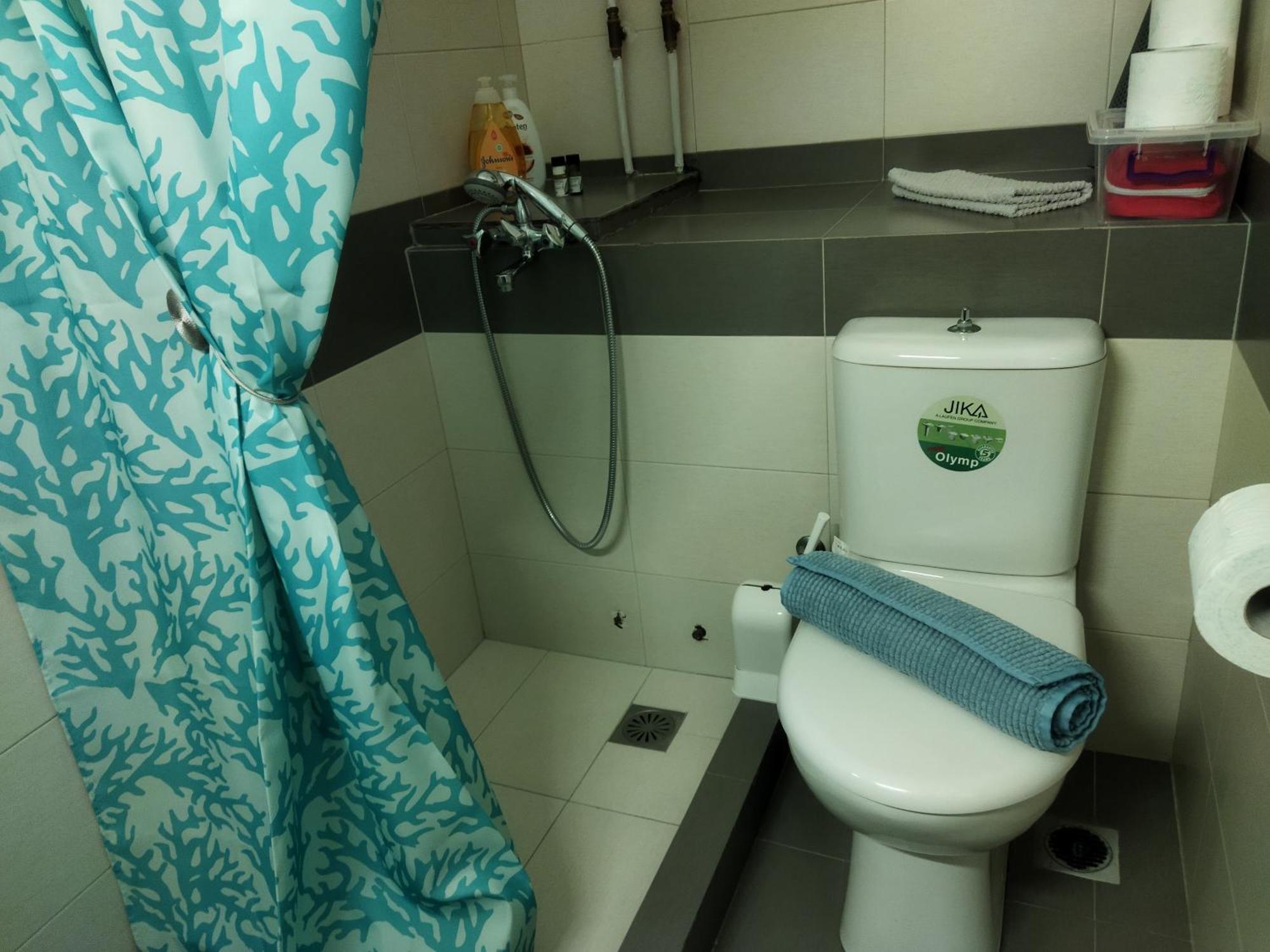 Cozy Apartment Near To The Airport Kouvarás Екстериор снимка