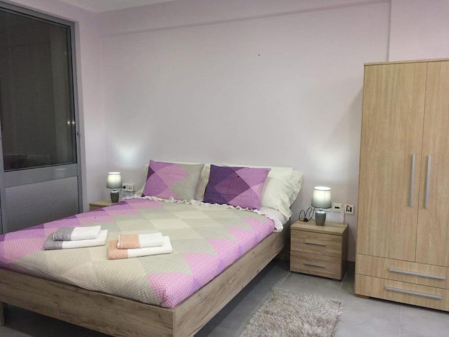 Cozy Apartment Near To The Airport Kouvarás Екстериор снимка